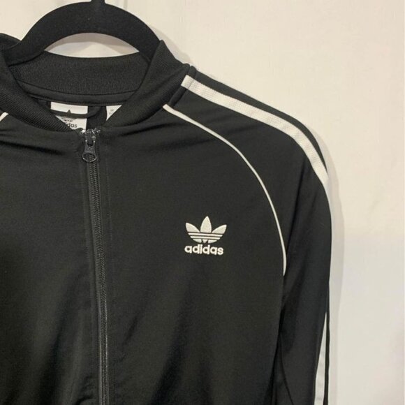 ⚽️ Adidas track jacket. Size kids XL 15/16yrs. Black & white. New condition. - Picture 2 of 9